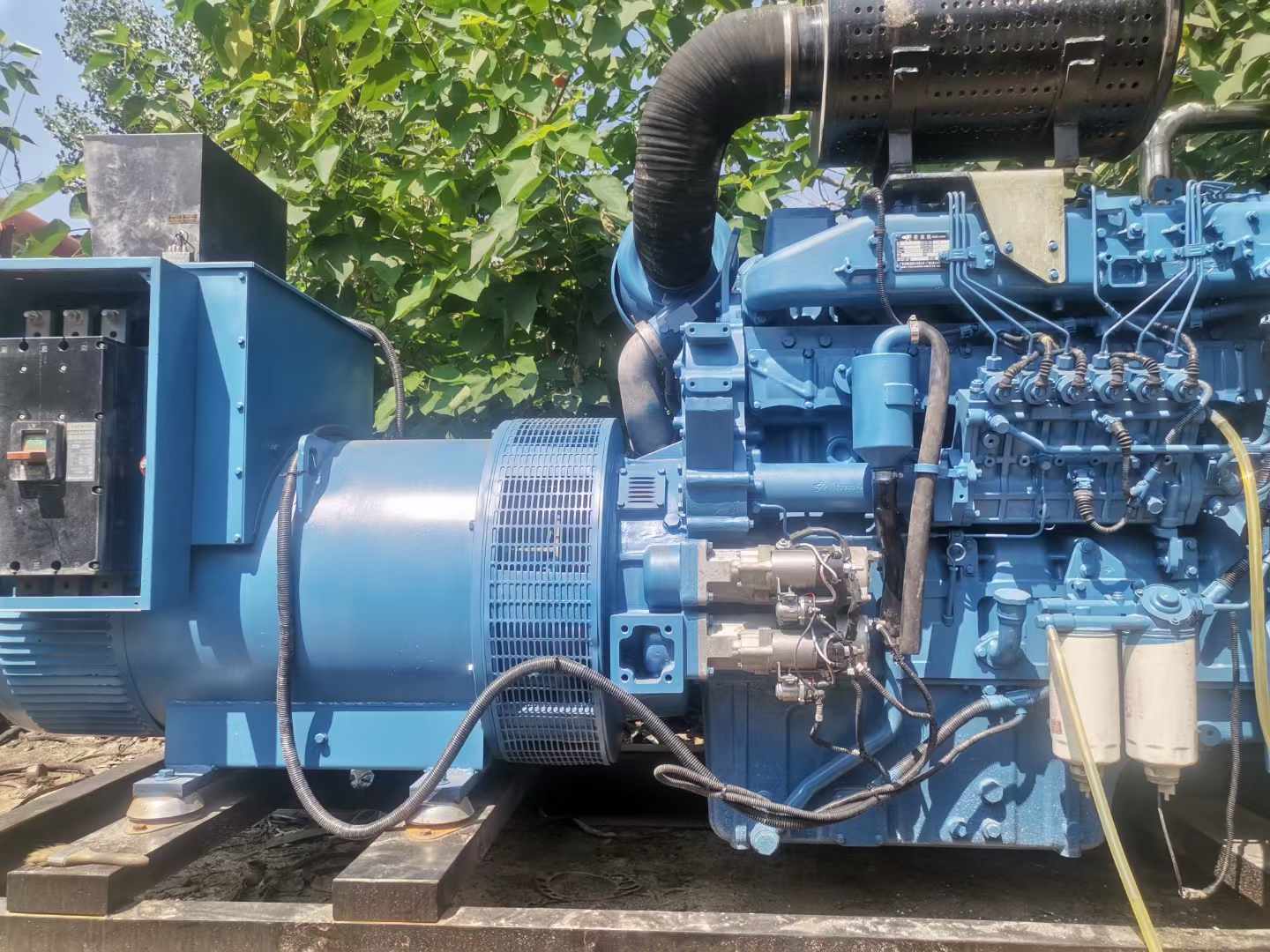 成安详细说明降低 800kW 柴油发电机输出电流波动的方法